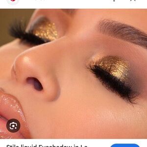 Stila Holiday Shimmer & Glow liquid eye shadow gold Sephora